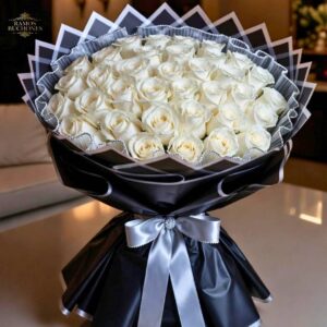 Ramo 10 rosas Nube 100 Rosas