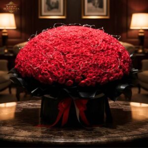 Ramo 10 rosas Imperio Carmesí 700 Rosas