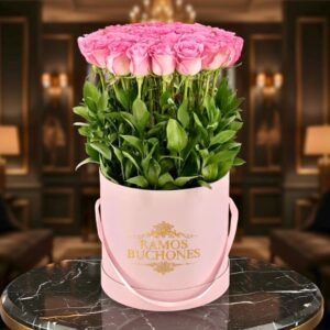 Flores en Cajas Caja con 30 rosas rosas