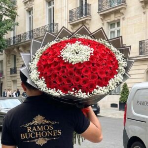 Ramos de 100 flores Ramo Buchón 100 rosas